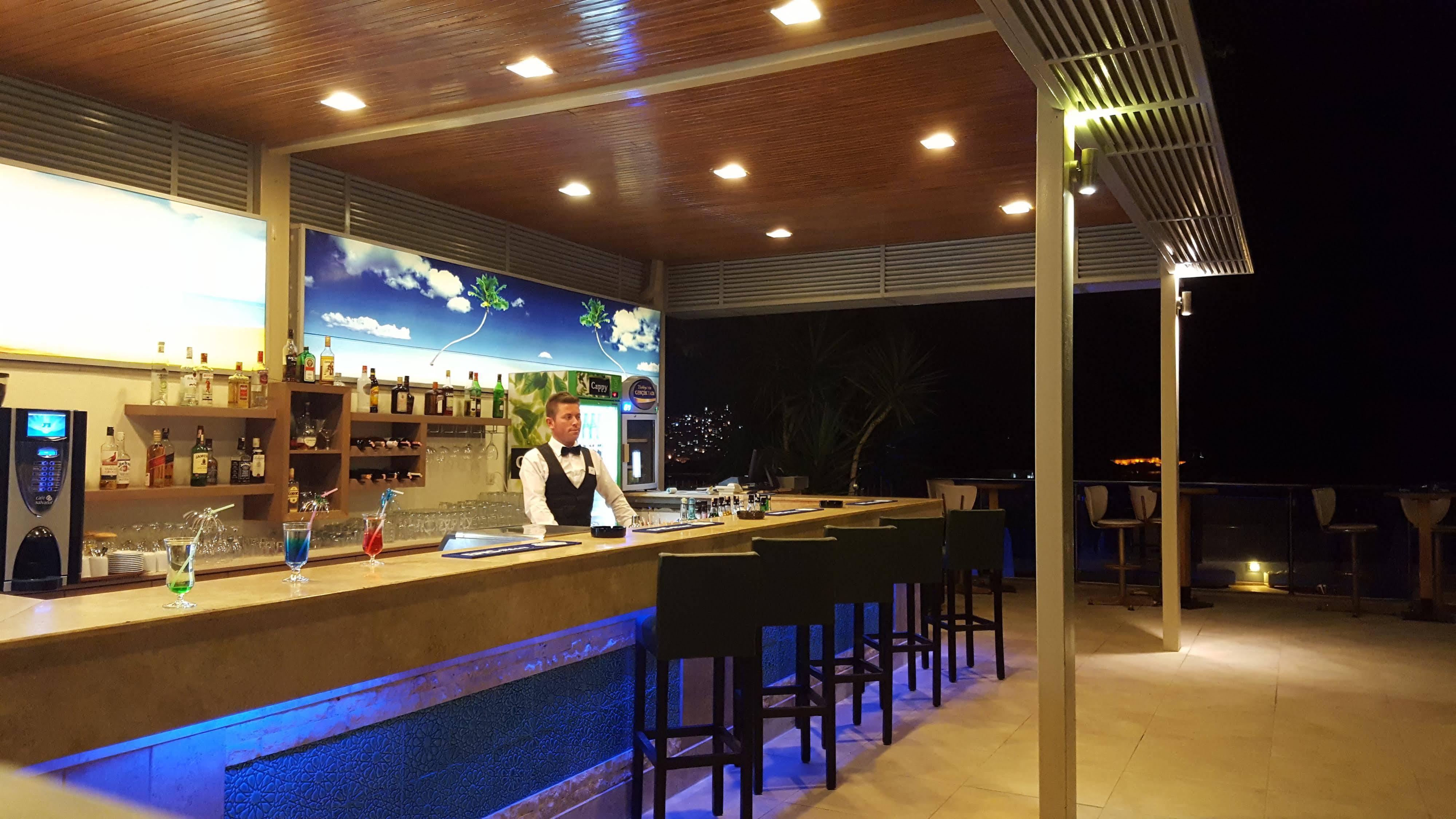 Goldenday Wings Hotel Kusadasi Exterior foto