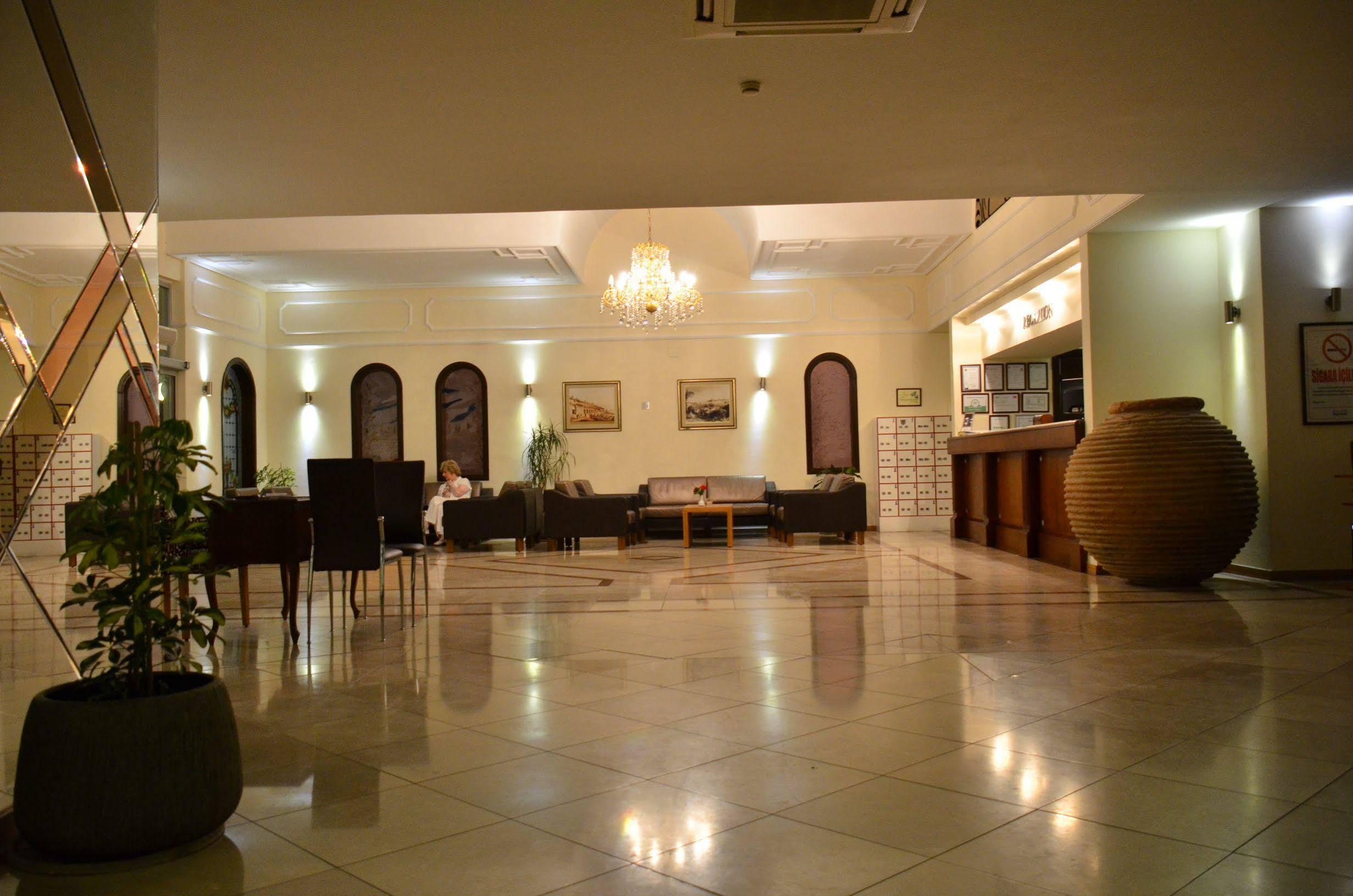 Goldenday Wings Hotel Kusadasi Exterior foto
