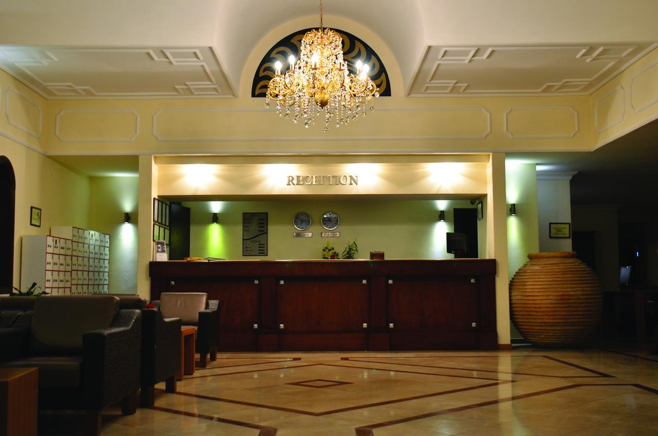 Goldenday Wings Hotel Kusadasi Exterior foto