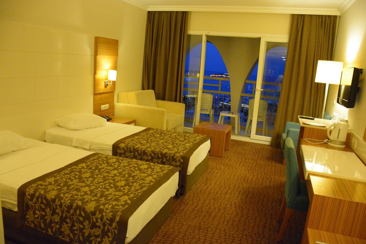 Goldenday Wings Hotel Kusadasi Exterior foto